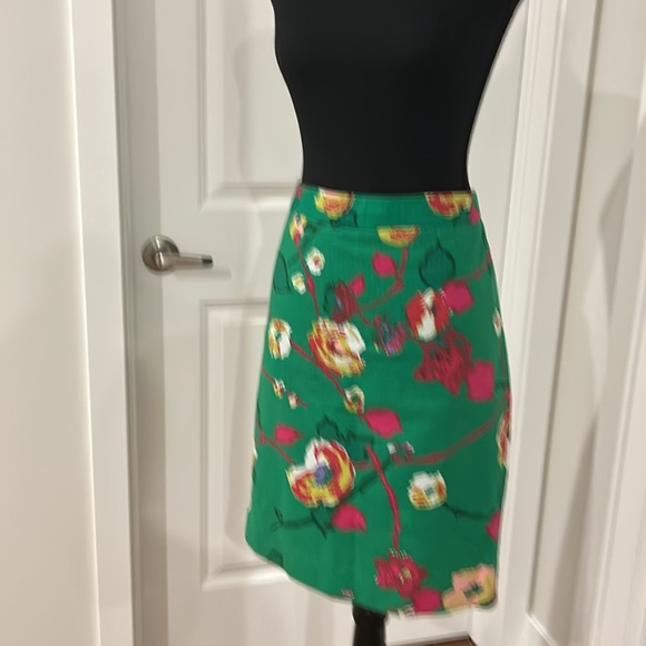 J. Crew Floral Pencil Skirt - Picture 3 of 9